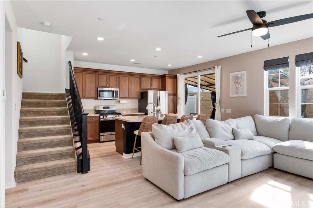 358 Hydrangea Street Fillmore, CA 93015 - Photo 14 of 63