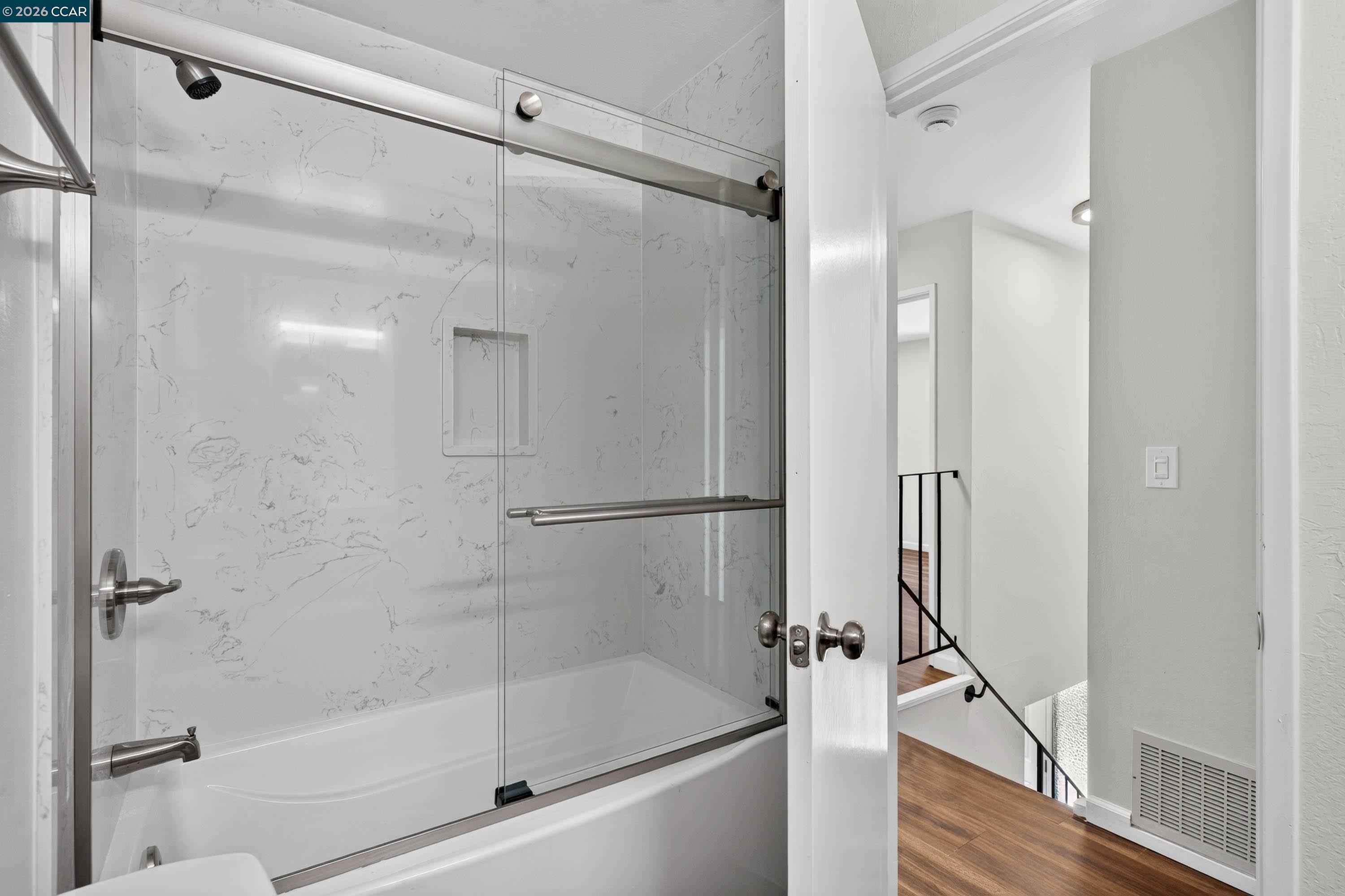 121 Violet Road Hercules, CA 94547 - Photo 41 of 70 Gallery Image 41