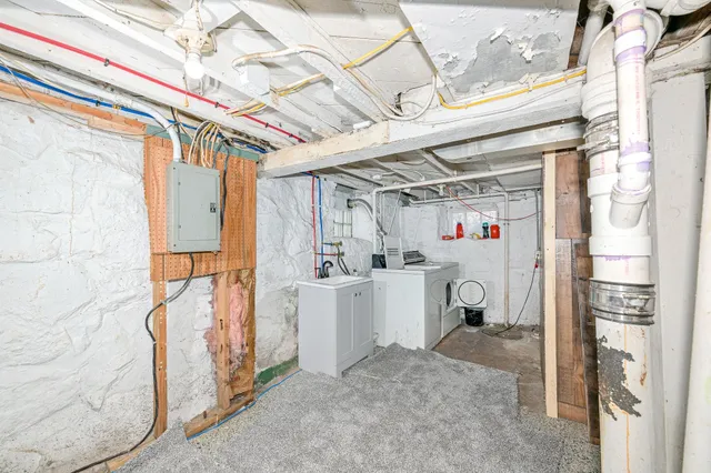 $215,000 | 822 North 43rd Avenue West, Duluth, MN 55807