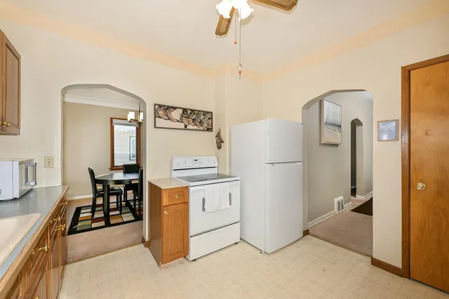 $215,000 | 822 North 43rd Avenue West, Duluth, MN 55807