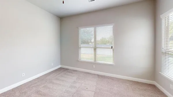 $2,950 | 2013 State Street, Aubrey, TX 76227