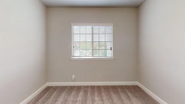 $2,950 | 2013 State Street, Aubrey, TX 76227