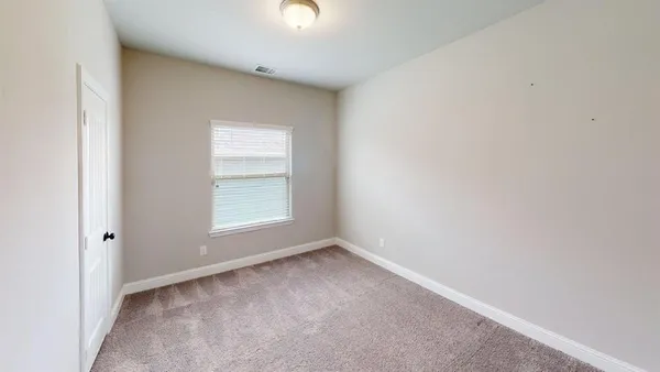 $2,950 | 2013 State Street, Aubrey, TX 76227