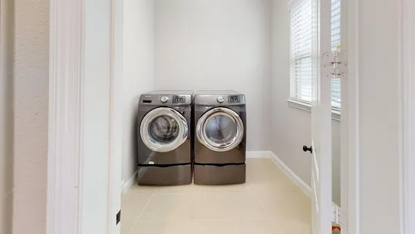 $2,950 | 2013 State Street, Aubrey, TX 76227