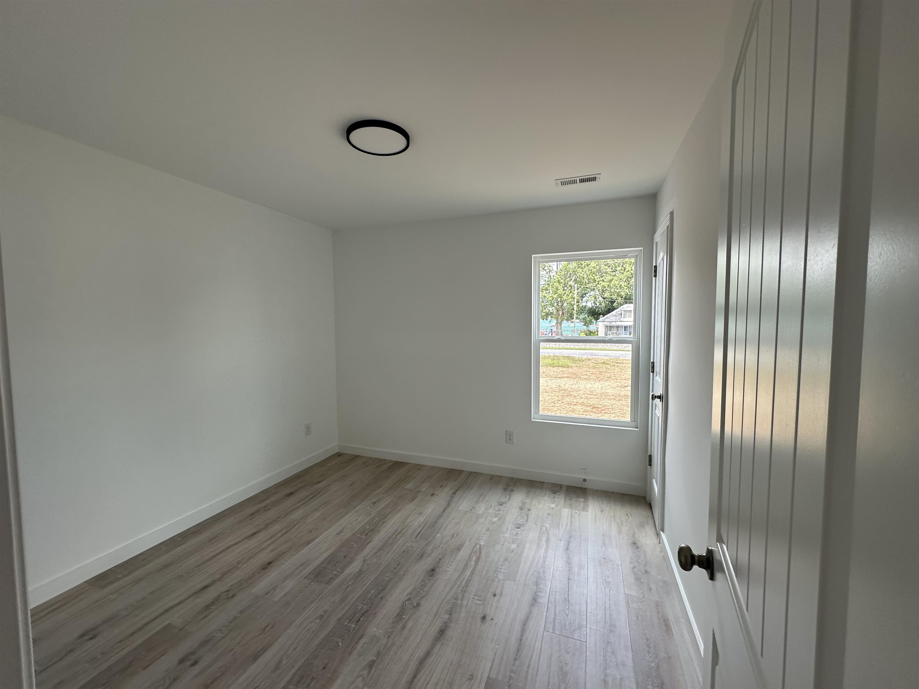 99 Walnut Street Gaffney, SC 29340 - Photo 5 of 10