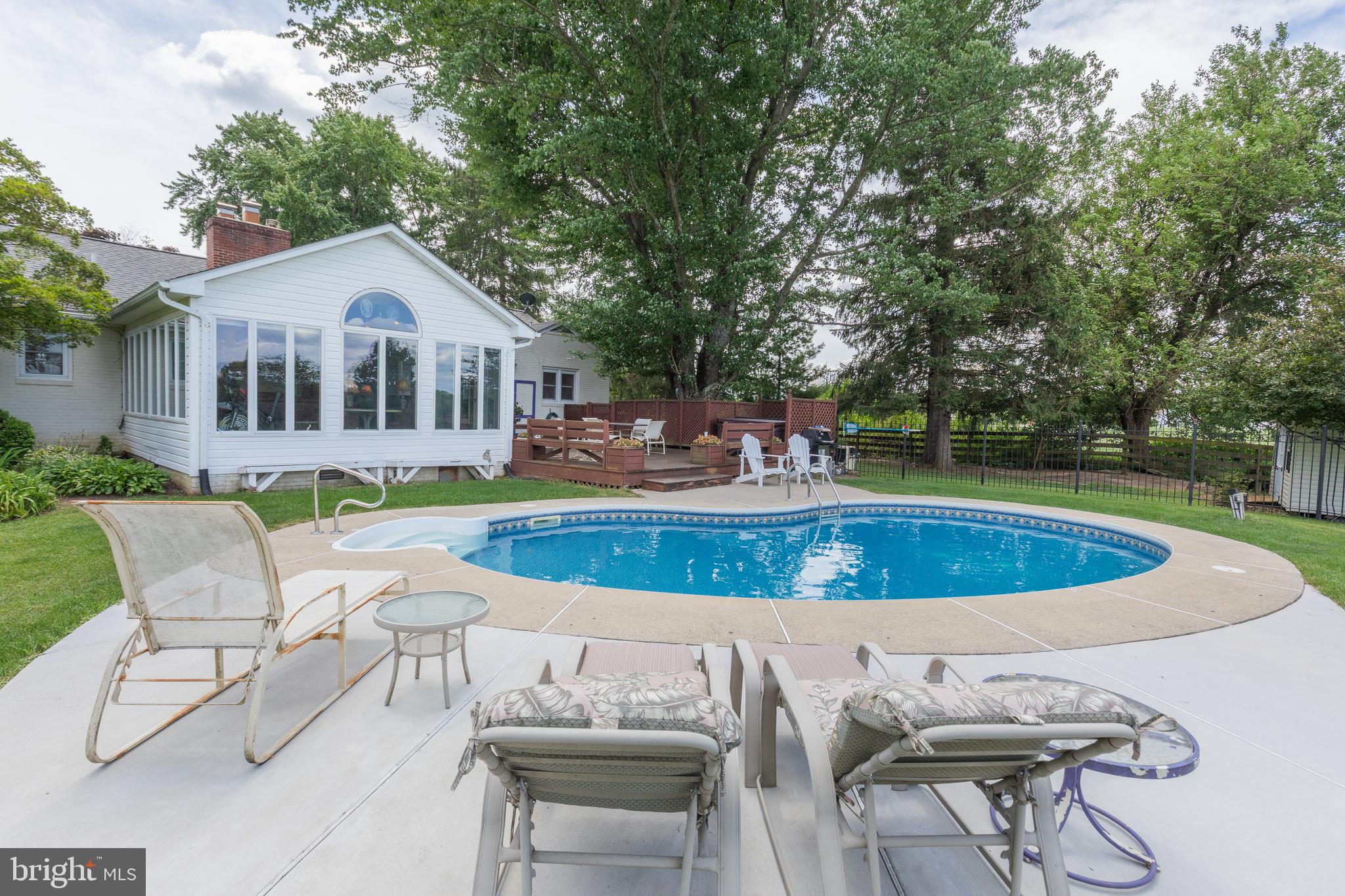 22520 Peach Tree Road Boyds, MD 20841 - Photo 45 of 50 Spend your summers poolside