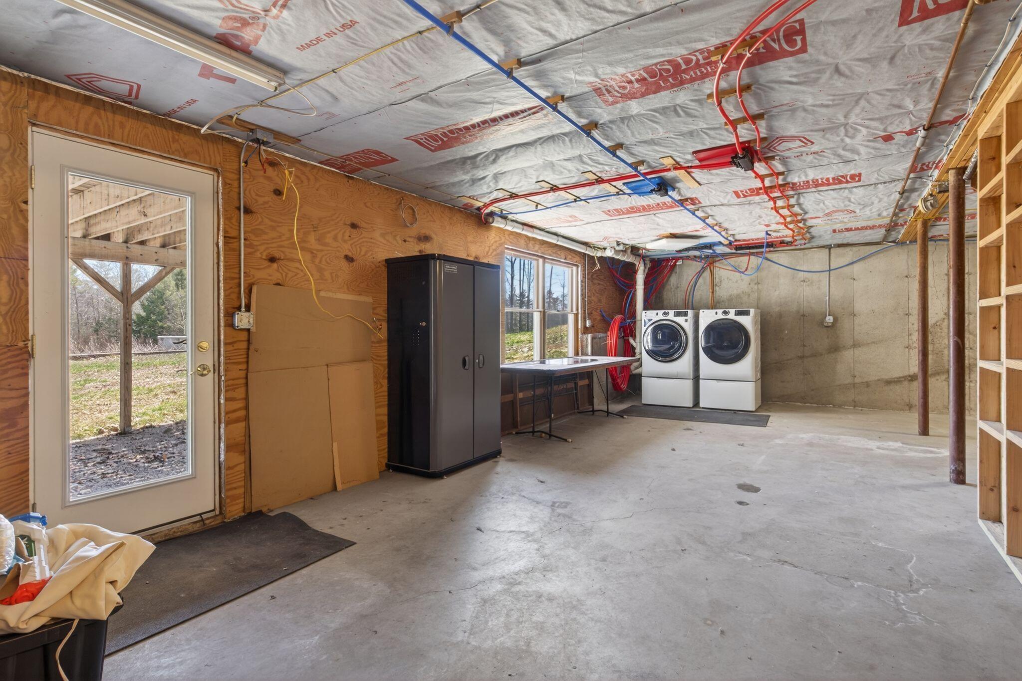 281 Portland Road Gray, ME 04039 - Photo 26 of 36 281_Portland_Rd_129