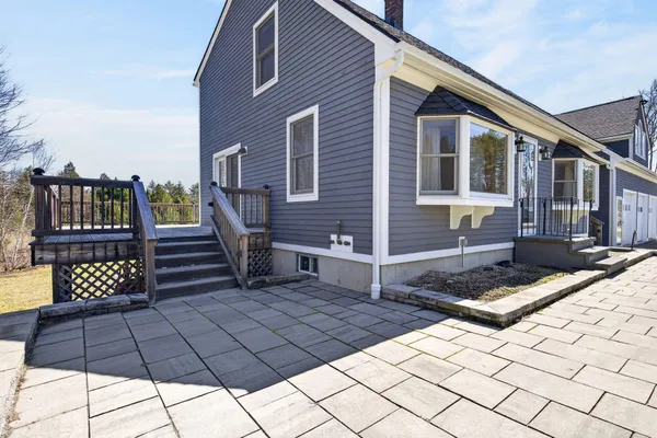 $589,000 | 281 Portland Road, Gray, ME 04039