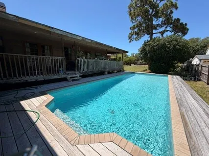 $450,000 | 4944 Midnight Lane, Sarasota, FL 34235