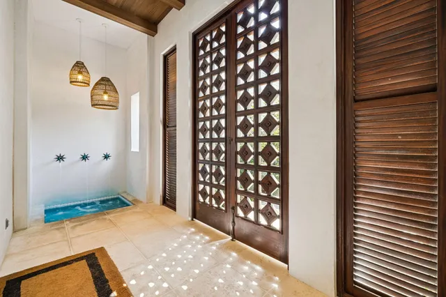 a view of an entryway