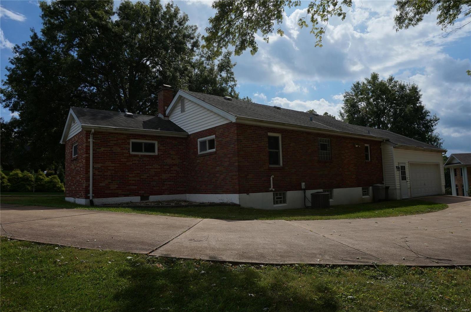 5505 Keller Road St. Louis, MO 63128 - Photo 2 of 2 Gallery Image 2