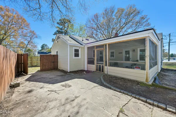 $255,000 | 712 Fairground Road, Dunn, NC 28334