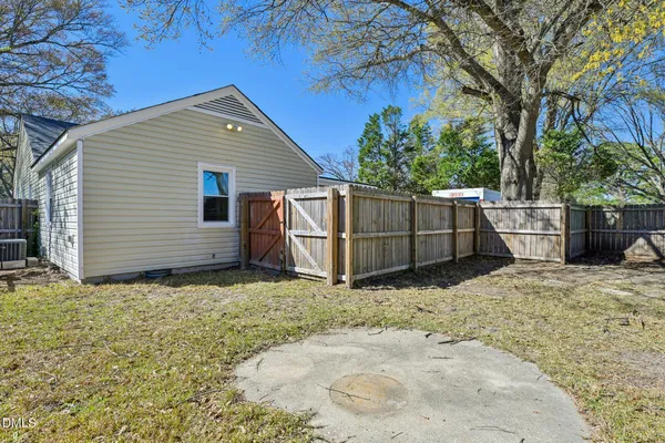 $255,000 | 712 Fairground Road, Dunn, NC 28334