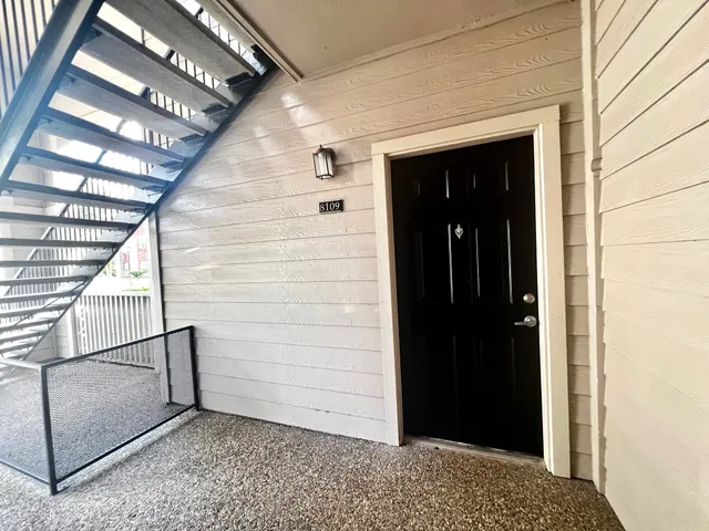 $1,200 | 1330 Old Spanish Trail, Unit 8109, Houston, TX 77054