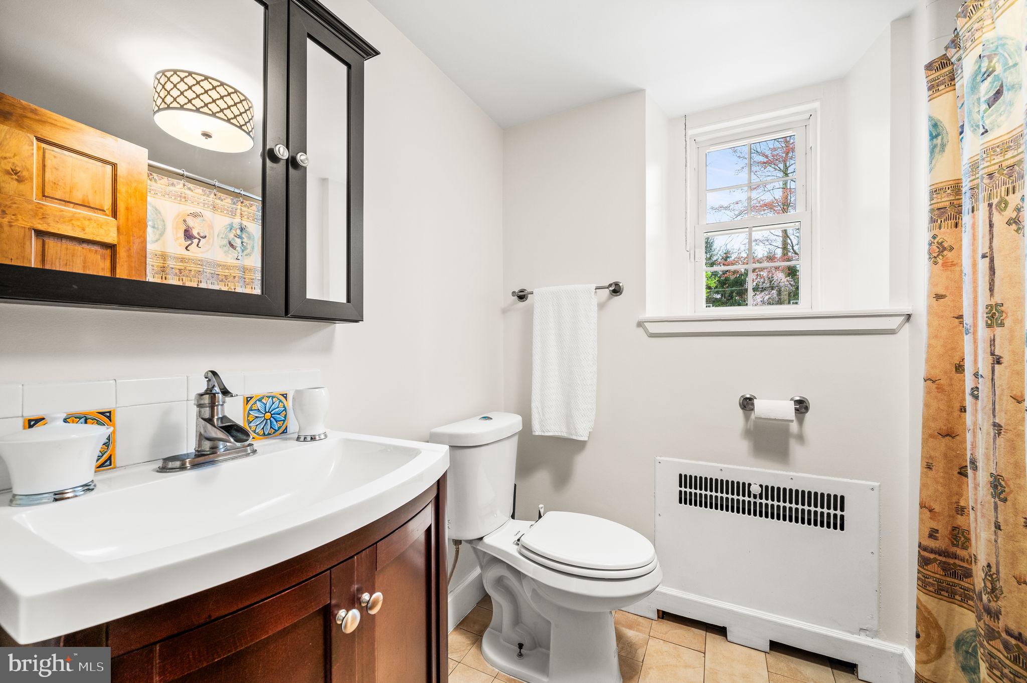 304 Keithwood Road Wynnewood, PA 19096 - Photo 33 of 78 ... with private full bath