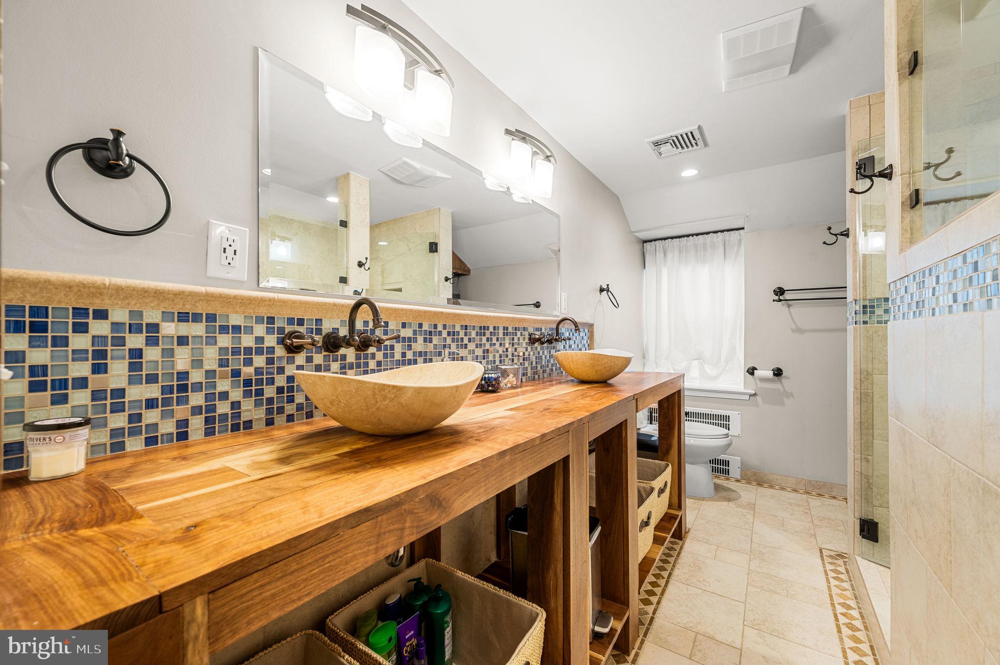 304 Keithwood Road Wynnewood, PA 19096 - Photo 43 of 78 Ensuite full bath