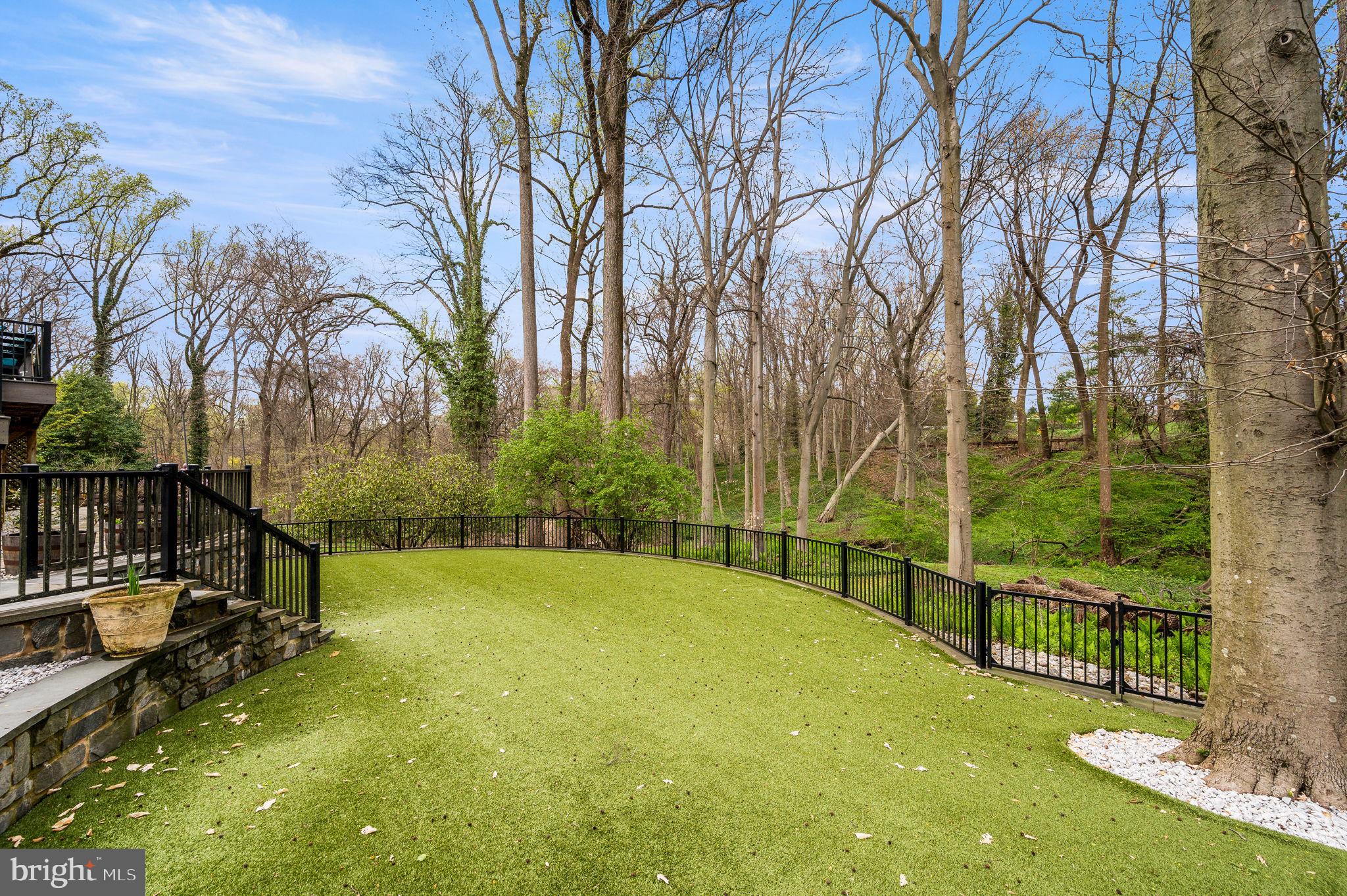 304 Keithwood Road Wynnewood, PA 19096 - Photo 64 of 78 Turf lawn / Putting Green