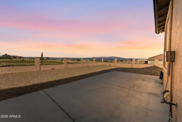 a view of an ocean and city view