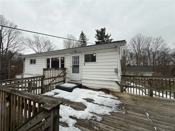 $1,400 | 2653 West Seneca Turnpike, Marcellus, NY 13108