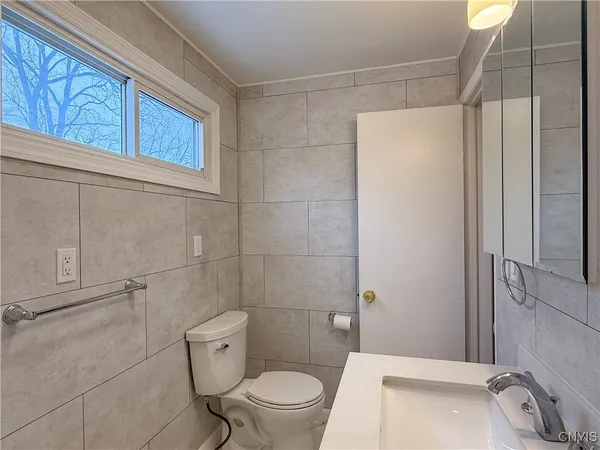 $1,400 | 2653 West Seneca Turnpike, Marcellus, NY 13108