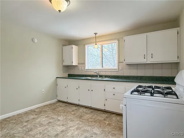 $1,400 | 2653 West Seneca Turnpike, Marcellus, NY 13108