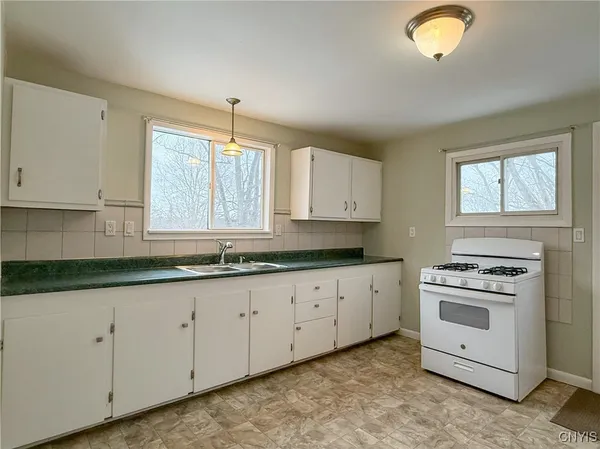 $1,400 | 2653 West Seneca Turnpike, Marcellus, NY 13108