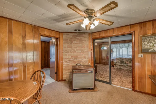 $325,000 | 427 Cove Creek Road, Roan Mountain, TN 37687