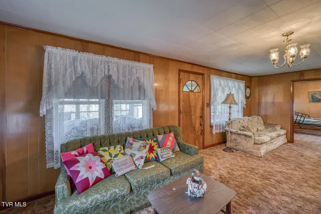 $325,000 | 427 Cove Creek Road, Roan Mountain, TN 37687