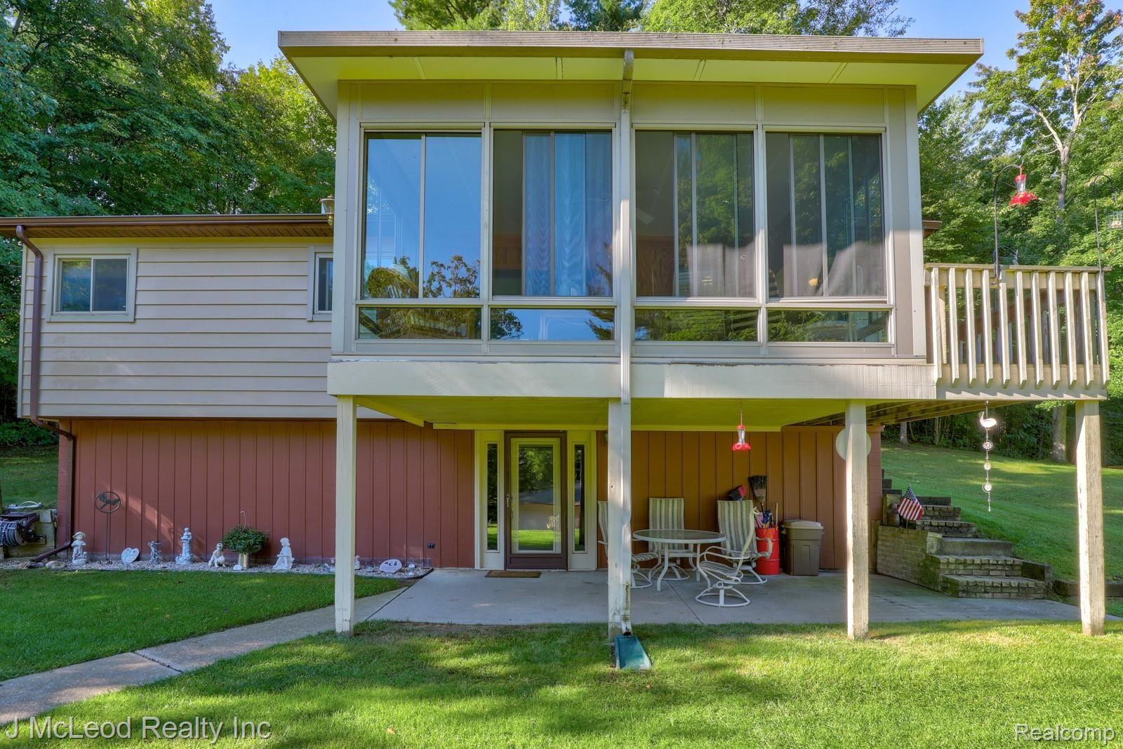 6095 Marathon Road Otter Lake, MI 48464 - Photo 6 of 59 6095 Marathon Otter Lake-6.jpg