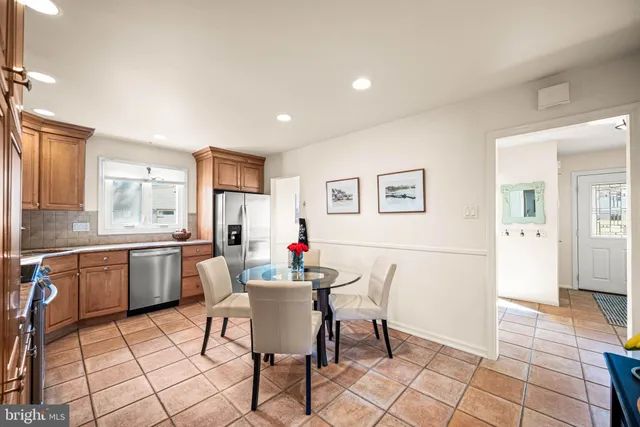 $829,000 | 1720 Aidenn Lair Road, Dresher, PA 19025