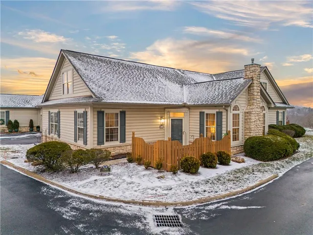 $339,900 | 1303 Golf Course Drive, Washington, PA 15301