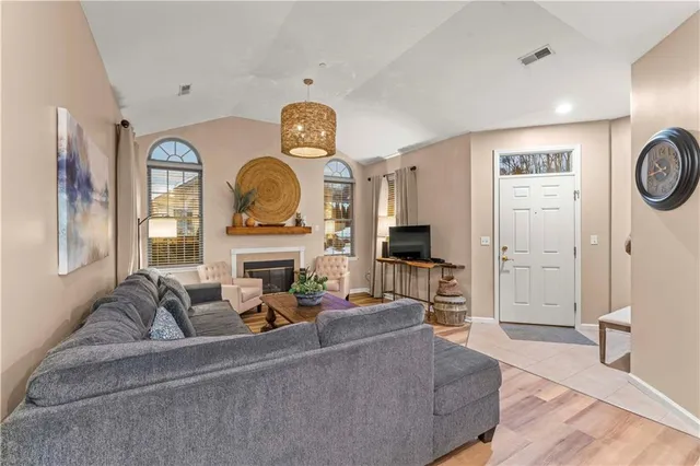 $339,900 | 1303 Golf Course Drive, Washington, PA 15301