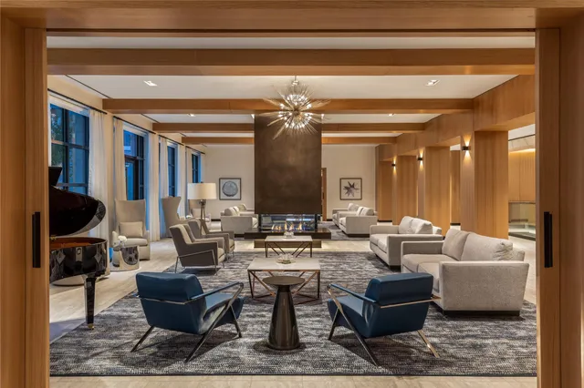 $799,000 | 100 Garvies Point Road, Unit 1312, Glen Cove, NY 11542