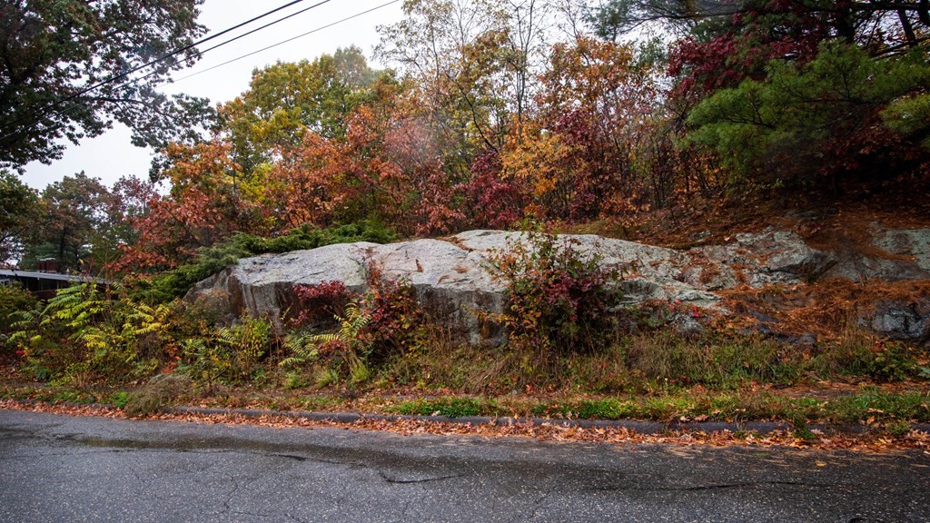 15 Melch Road Lynnfield, MA 01940 - Photo 9 of 9 Gallery Image 9