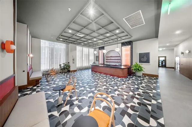 $840,000 | 11 Northeast 6th Street, Unit 907, Miami, FL 33132