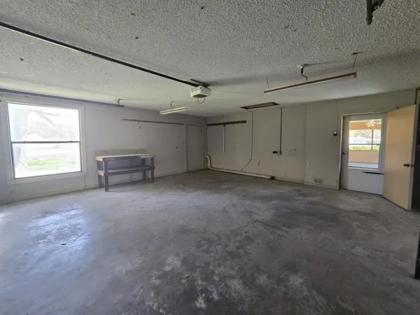 $179,900 | 159 Rs County Road 3365 North, Emory, TX 75440