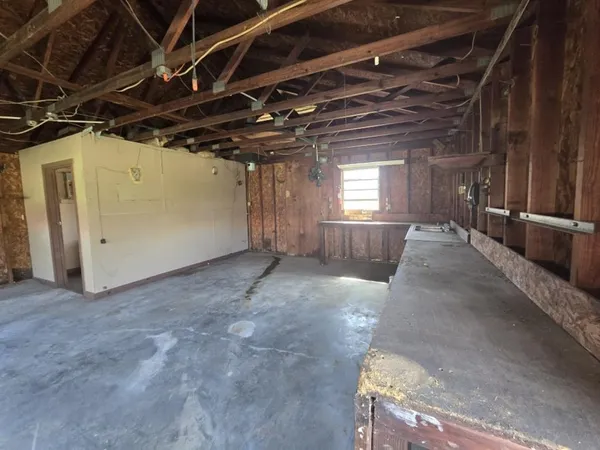 $179,900 | 159 Rs County Road 3365 North, Emory, TX 75440