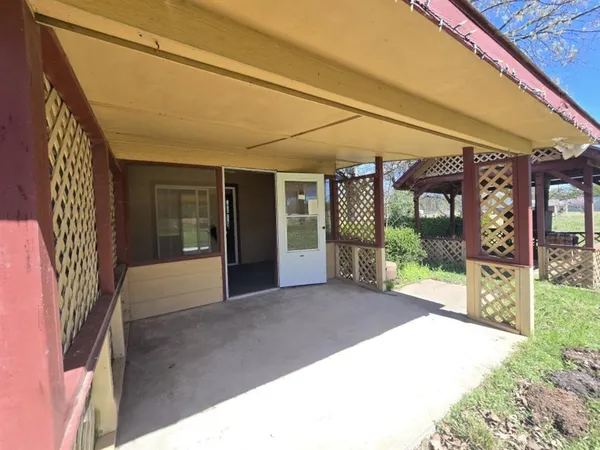 $179,900 | 159 Rs County Road 3365 North, Emory, TX 75440