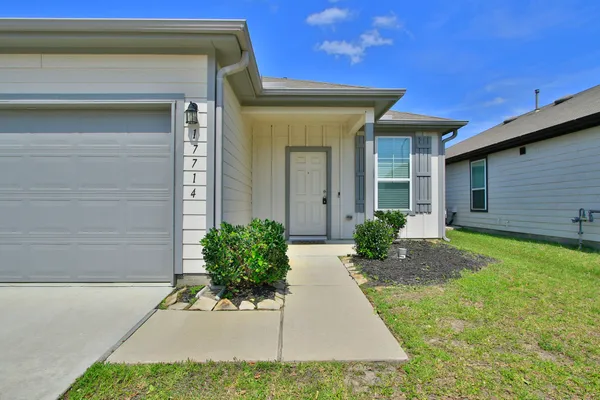$1,900 | 17714 Winnower Lane, Hockley, TX 77447