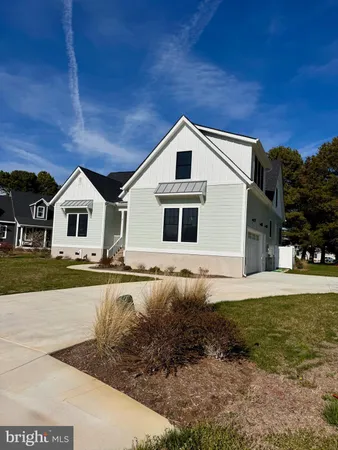 $995,000 | 8 Seay Court, Cape Charles, VA 23310