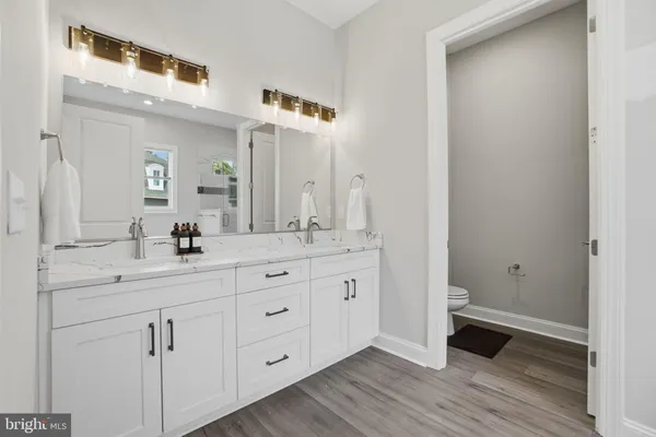 $995,000 | 8 Seay Court, Cape Charles, VA 23310