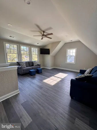 $995,000 | 8 Seay Court, Cape Charles, VA 23310