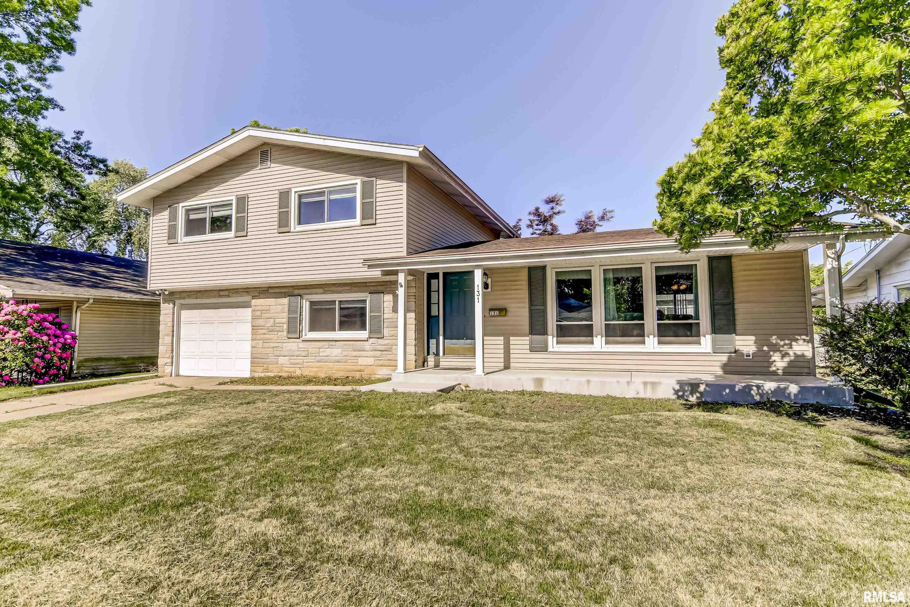 131 Dickinson Road Springfield, IL 62704 - Photo 1 of 39
