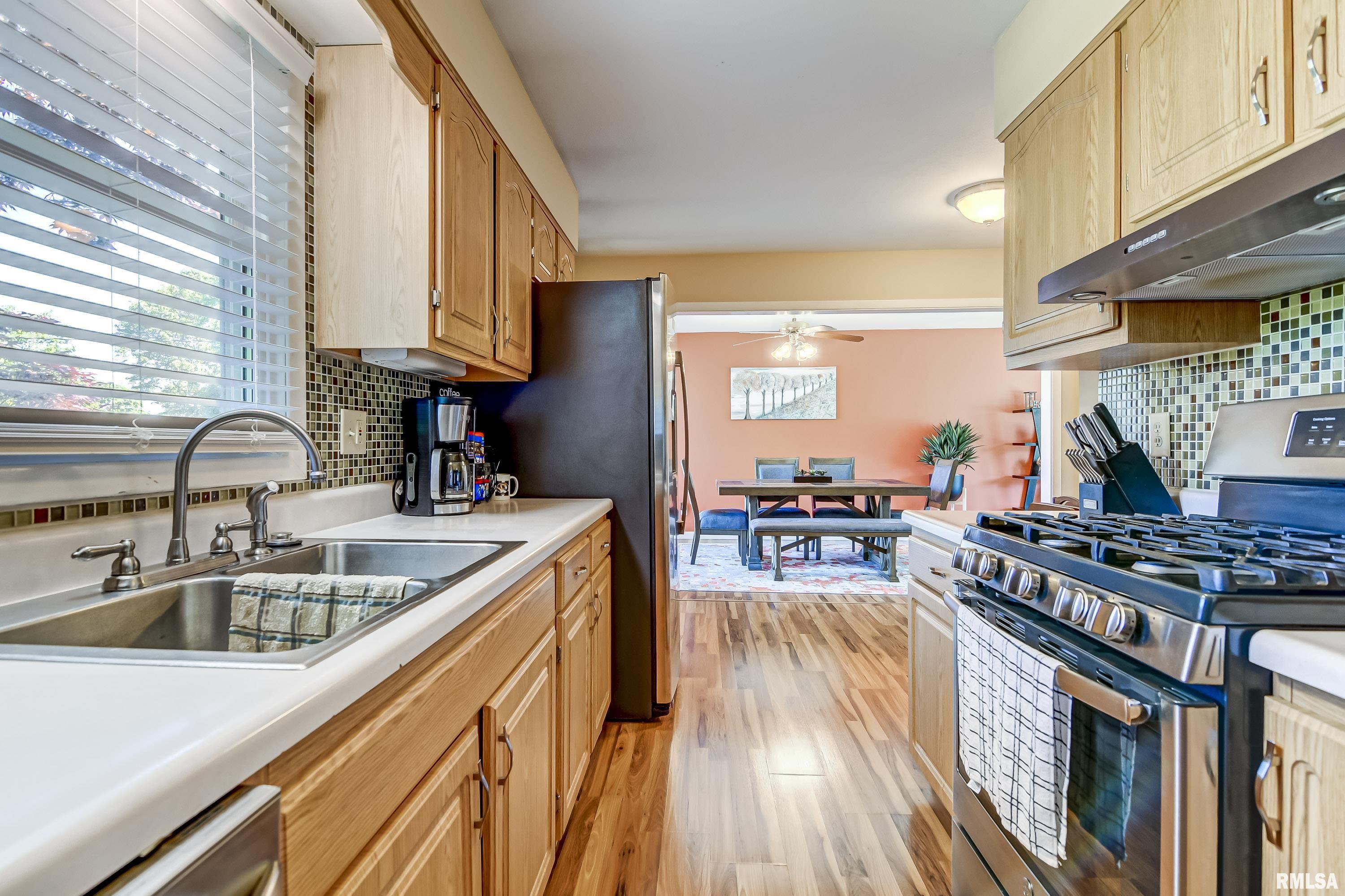 131 Dickinson Road Springfield, IL 62704 - Photo 14 of 39