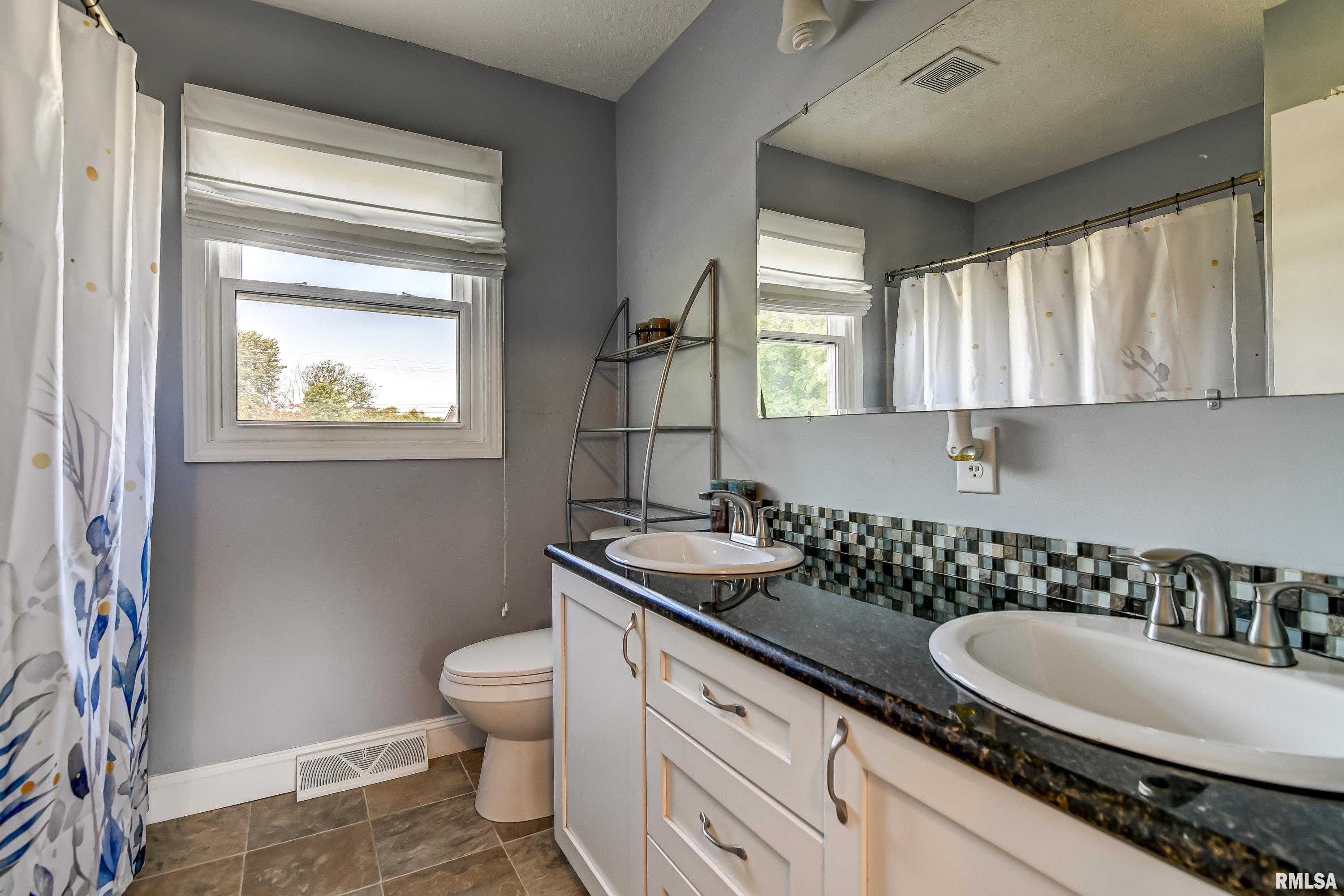131 Dickinson Road Springfield, IL 62704 - Photo 30 of 39