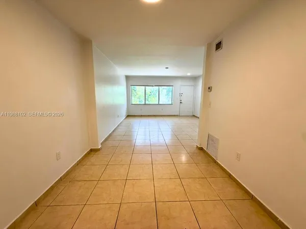 $1,750 | 1176 Marseille Drive, Unit 2, Miami Beach, FL 33141