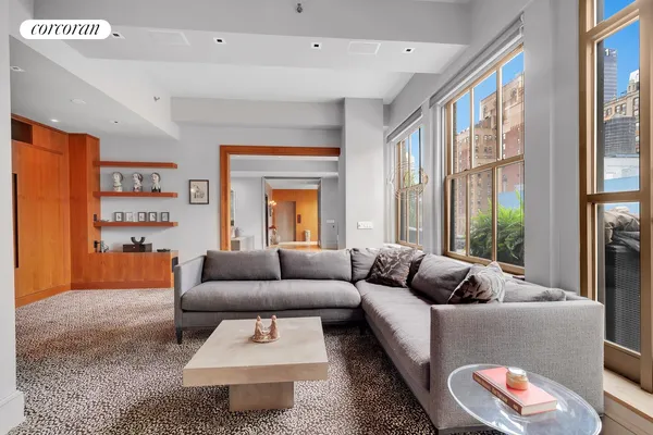 $5,000,000 | 130 West 30th Street, Unit 18 | Chelsea