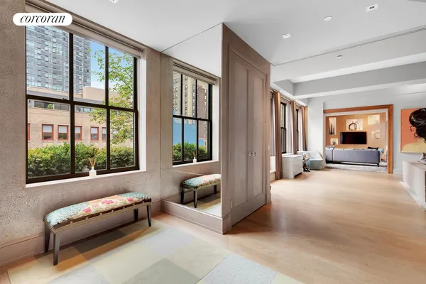 $5,000,000 | 130 West 30th Street, Unit 18 | Chelsea