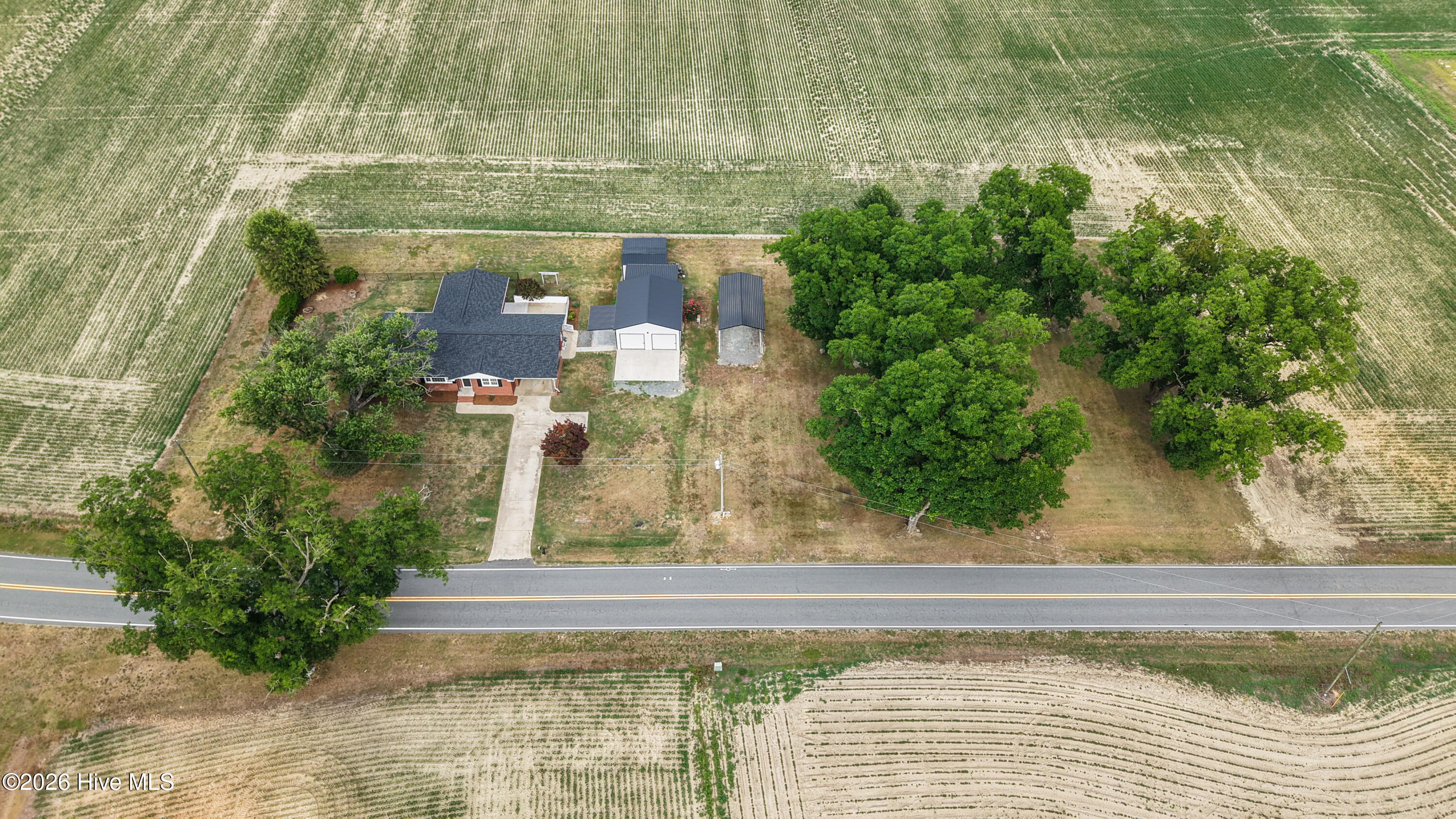 1327 John Green Smith Road Kinston, NC 28504 - Photo 1 of 63