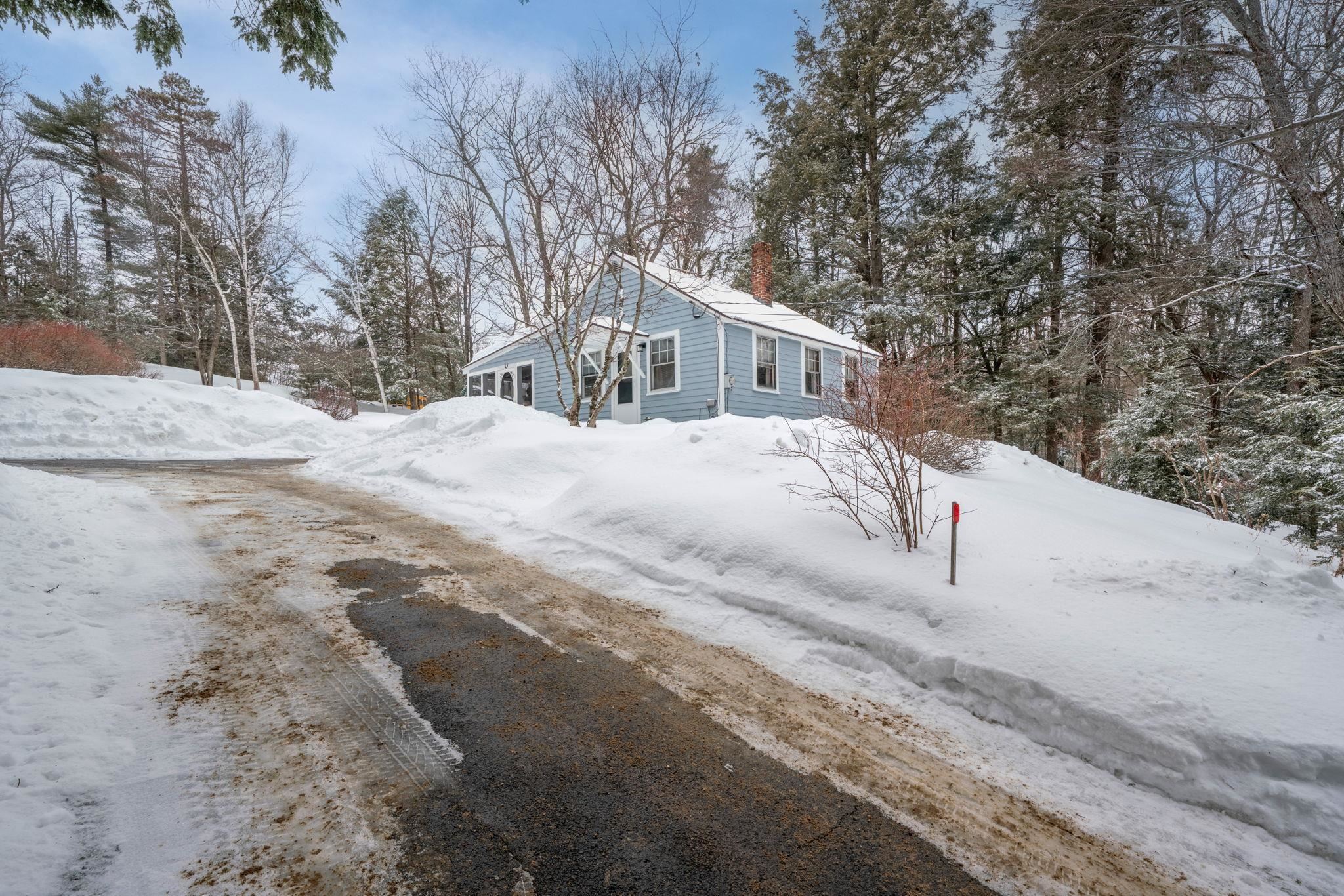 27 Smithville Road New Ipswich, NH 03071 - Photo 3 of 49 Gallery Image 3